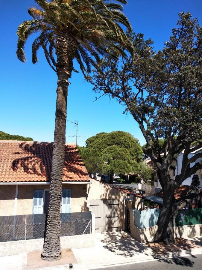 Duplex 4 Personnes A 200M De La Mer Lägenhet Hyères Exteriör bild